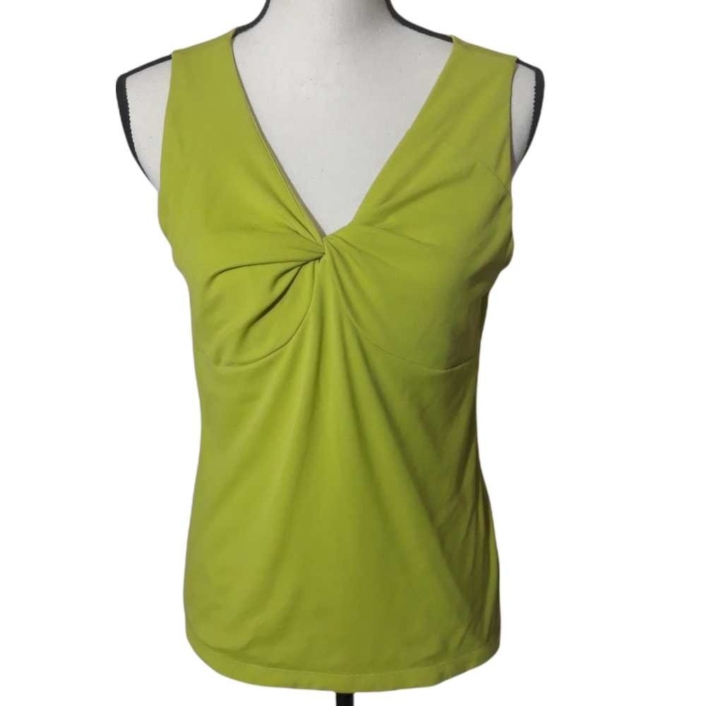 Liz Claiborne sleeve less top size M